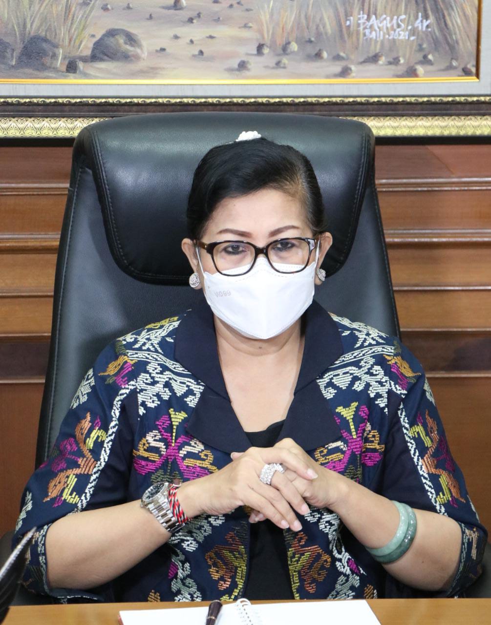 harapkan-pariwisata-secepatnya-dibuka-ny-putri-koster-ajak-masyarakat-tingkatkan-kesadaran-prokes-yakinkan-internasional