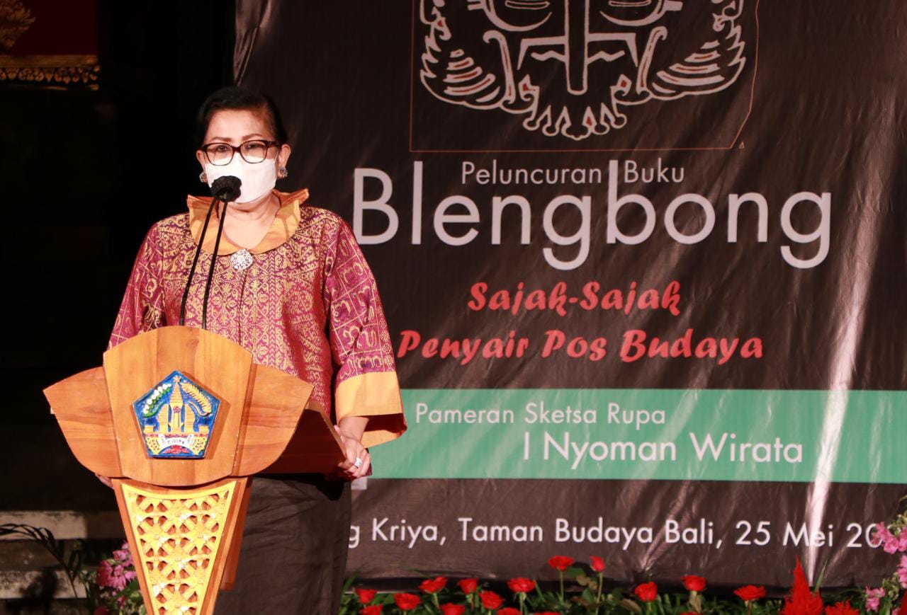 ny-putri-koster-hadiri-peluncuran-buku-blengbong-sajak-sajak-penyair-pos-budaya