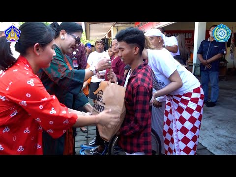 ny-putri-koster-tinjau-kegiatan-donor-darah-dan-penyerahan-bantuan-badan-kesbangpol-provinsi-bali