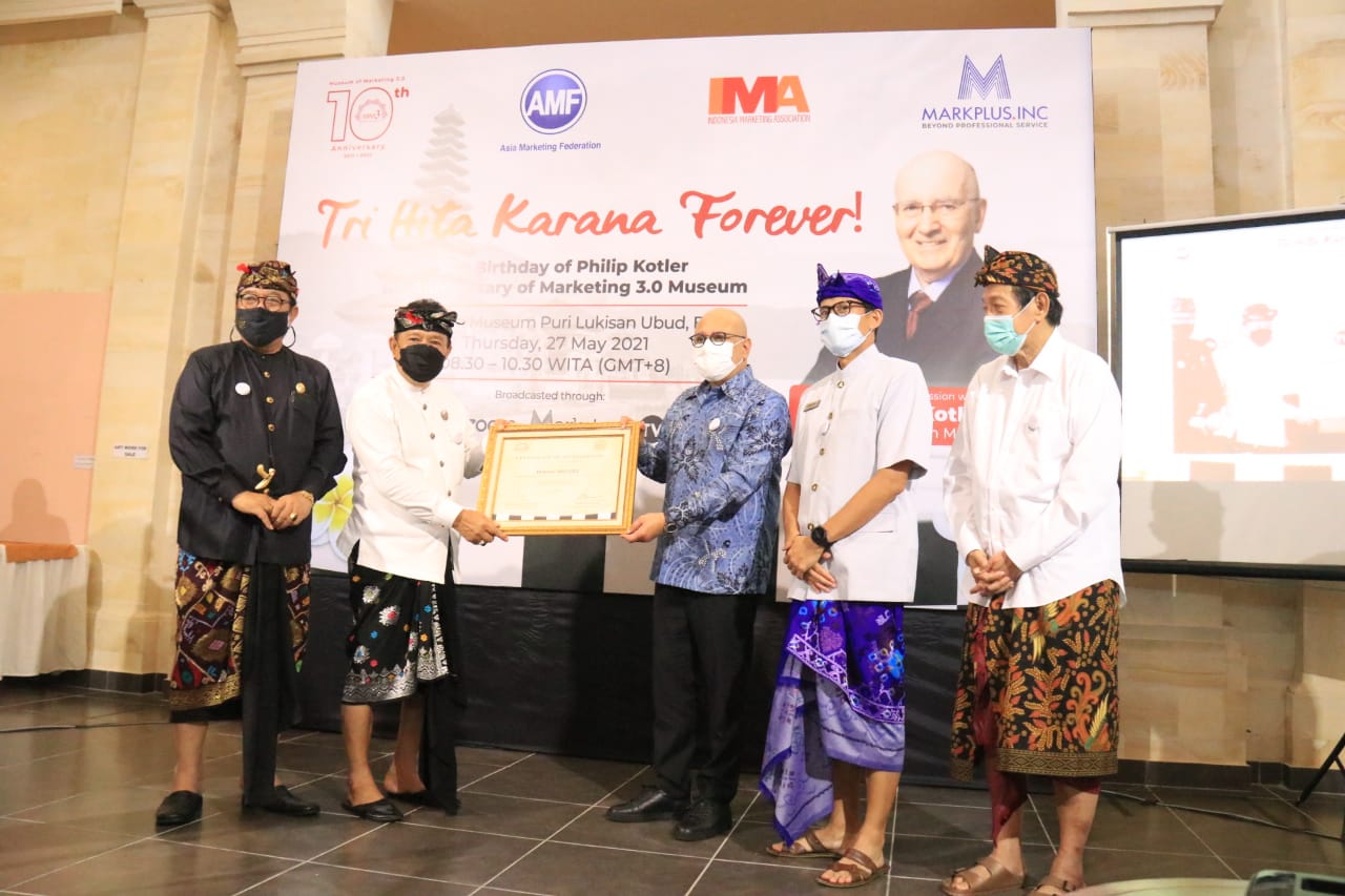wagub-cok-ace-apresiasi-semangat-marketing-30-yang-berlandaskan-tri-hita-karana