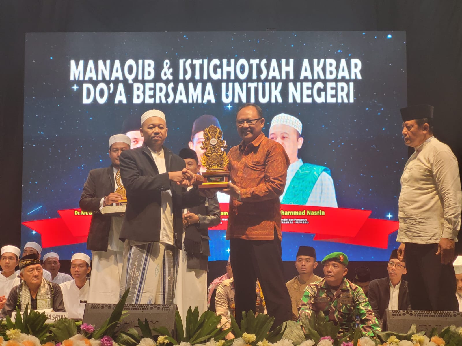 kaban-kesbangpol-bali-wakili-gubernur-bali-pada-manaqib-dan-istigotsah-akbar-doa-untuk-negeri