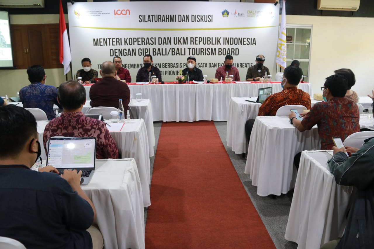 menkop-ukm-teten-masduki-dukung-kebijakan-spasial-untuk-pemulihan-ekonomi-bali