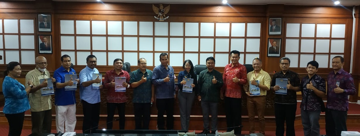 kepala-badan-kesbangpol-bali-hadiri-acara-penyerahan-lhp-dengan-tujuan-tertentu-terhadap-laporan-pertanggungjawaban-penggunaan-bantuan-keuangan-7-parpol-ta-2021