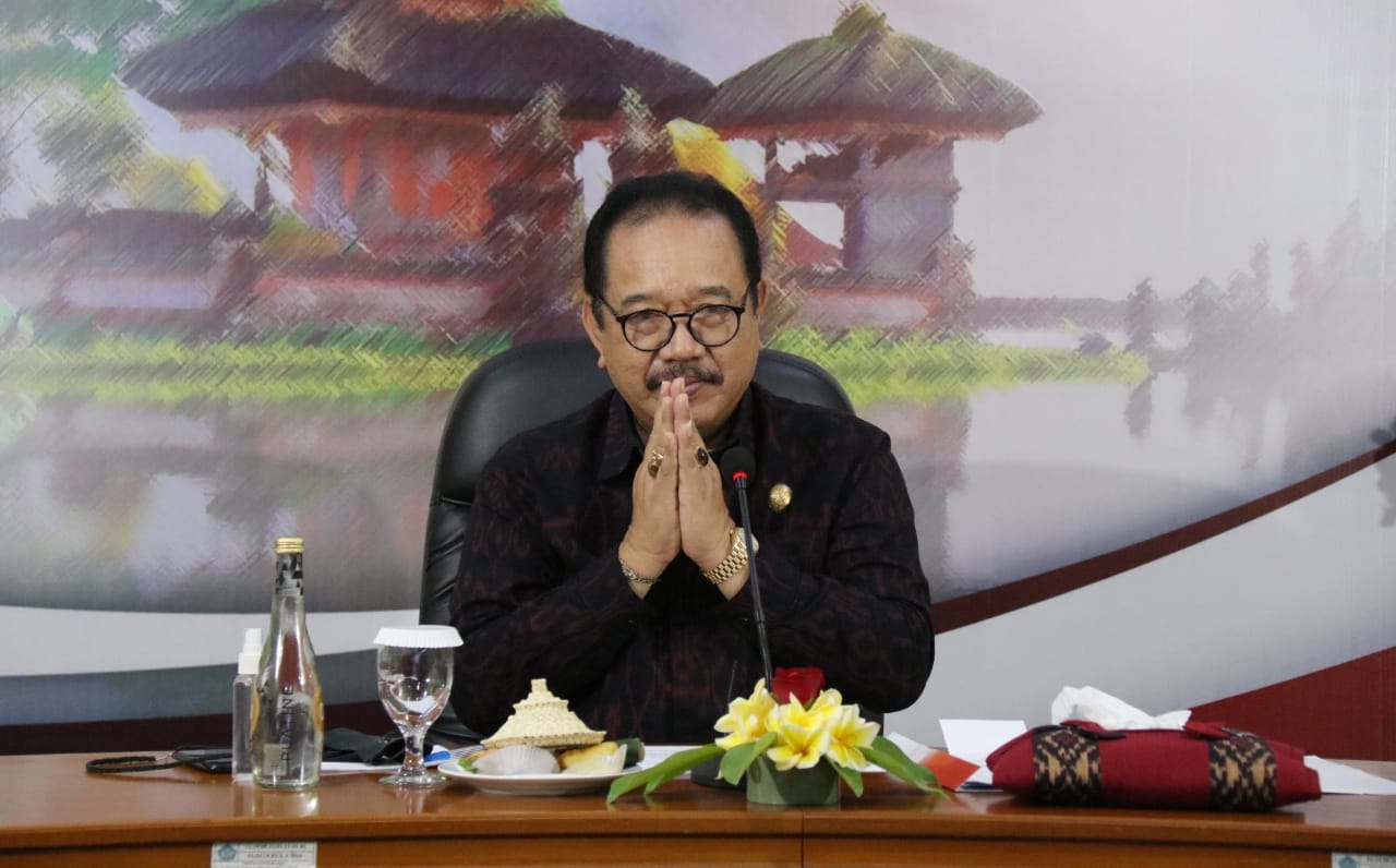 wagub-cok-ace-harap-rotary-club-bisa-terus-bersinergi-dengan-pemerintah