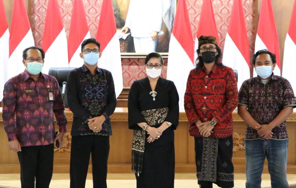 undang-para-seniman-bondres-ny-putri-koster-ajak-ikut-sebarkan-program-pemerintah-ke-masyarakat