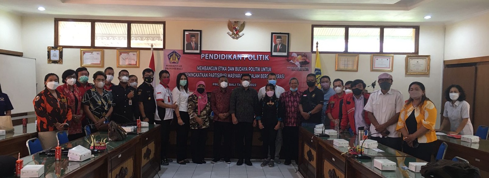 badan-kesatuan-bangsa-dan-politik-provinsi-bali-melaksanakan-kegiatan-membangun-etika-dan-budaya-politik-untuk-meningkatkan-partisipasi-masyarakat-dalam-berdemokrasi