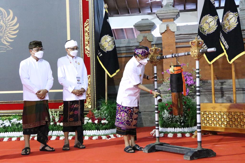 gubernur-koster-pasemetonan-menjadi-bagian-jati-diri-masyarakat-bali