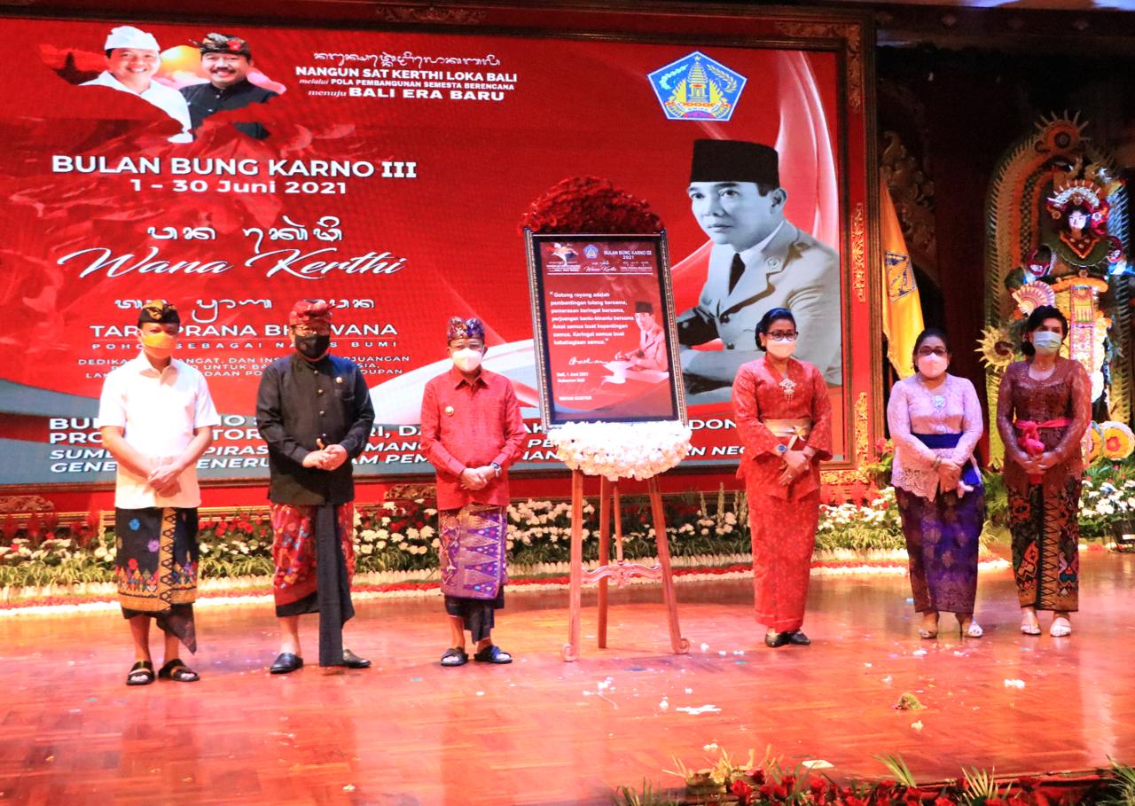 gubernur-koster-buka-peringatan-bulan-bung-karno-iii-provinsi-bali-bertema-wana-kerthi-taru-prana-bhuwana