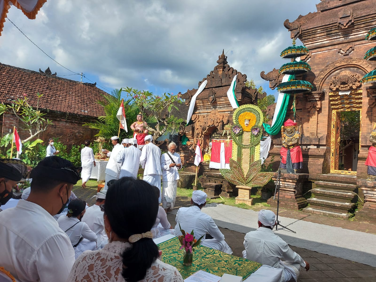 kesbangpol-bali-hadiri-peresmian-dan-pengukuhan-pengurus-yayasan-taksu-agung-nusantara-di-tabanan