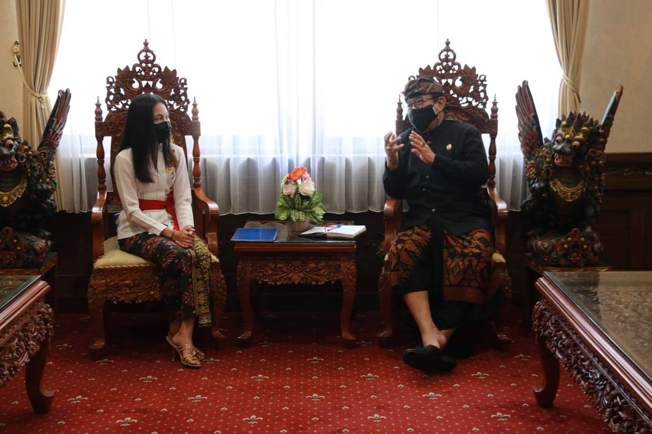 wagub-cok-ace-ajak-generasi-muda-perluas-makna-perdamaian