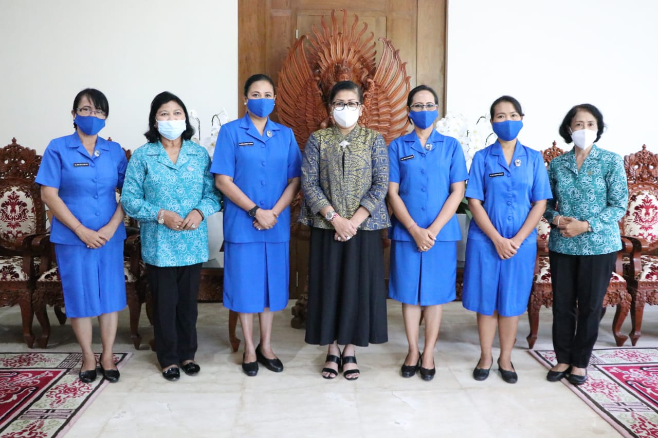 ny-putri-koster-jalin-sinergitas-dengan-organisasi-istri-perwira-tni-al