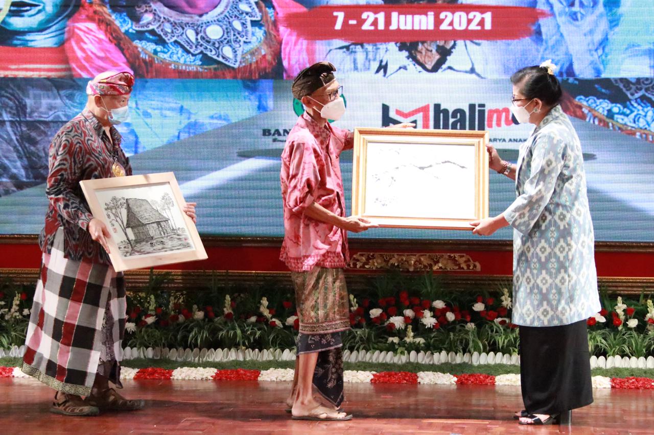 libatkan-53-pelukis-pameran-seni-rupa-online-digelar-di-tengah-pandemi