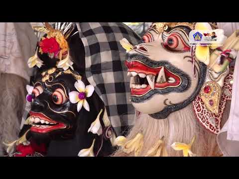 wagub-cok-ace-hadiri-melaspas-pasupati-lan-ngeratep-sesuhunan-pura-dalem-desa-bajra-utara-selemadeg