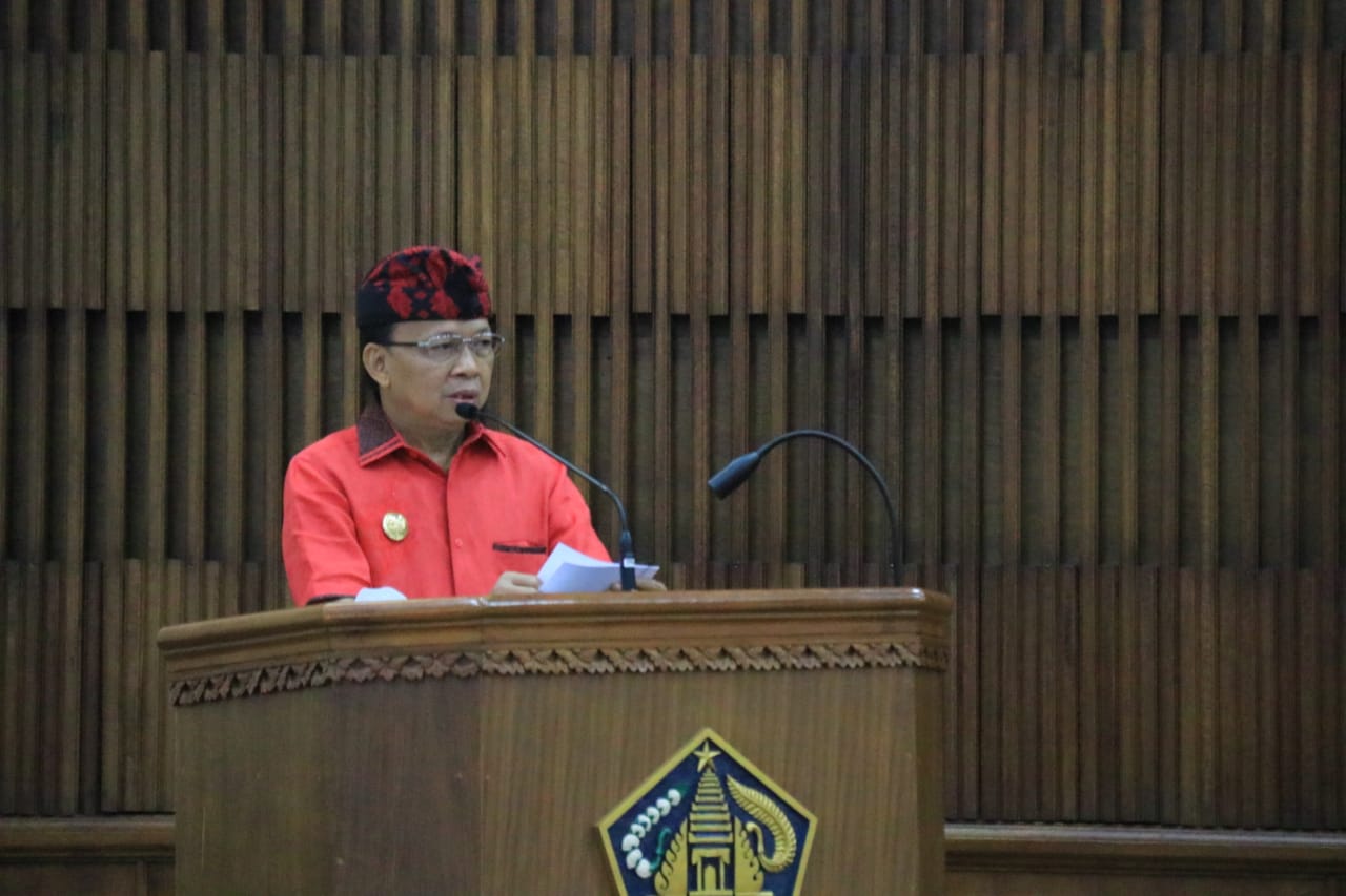 pandemi-covid-19-gubernur-koster-ajak-pelaku-pariwisata-tetap-optimis