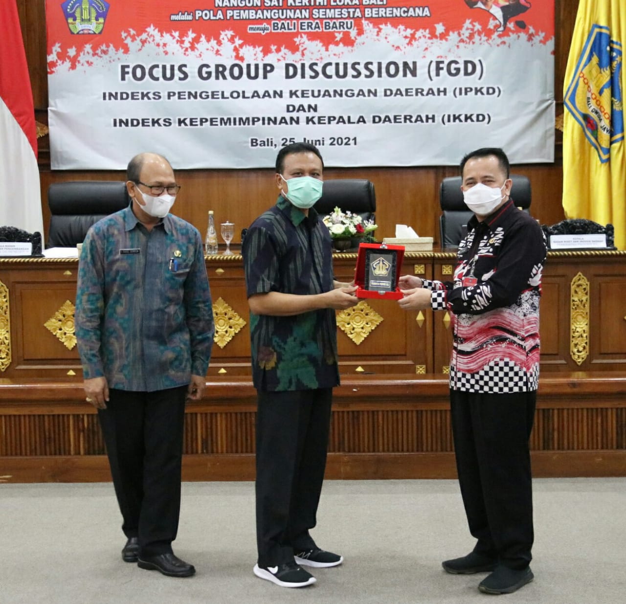 melaui-fgd-ipkd-dan-ikkd-sekda-dewa-indra-harap-dapat-memacu-kinerja-pemerintah-daerah-di-bali